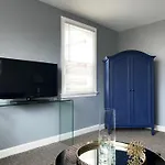 Cool West Oak Lane Experience